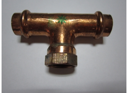 CU T-Kus 18x1/2" ZD meď  LISOVACÍ SOLÁR